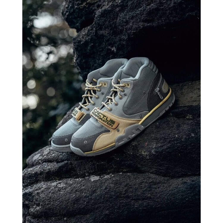 Travis Scott x Nike Air Trainer 1 SP 'Grey Haze'