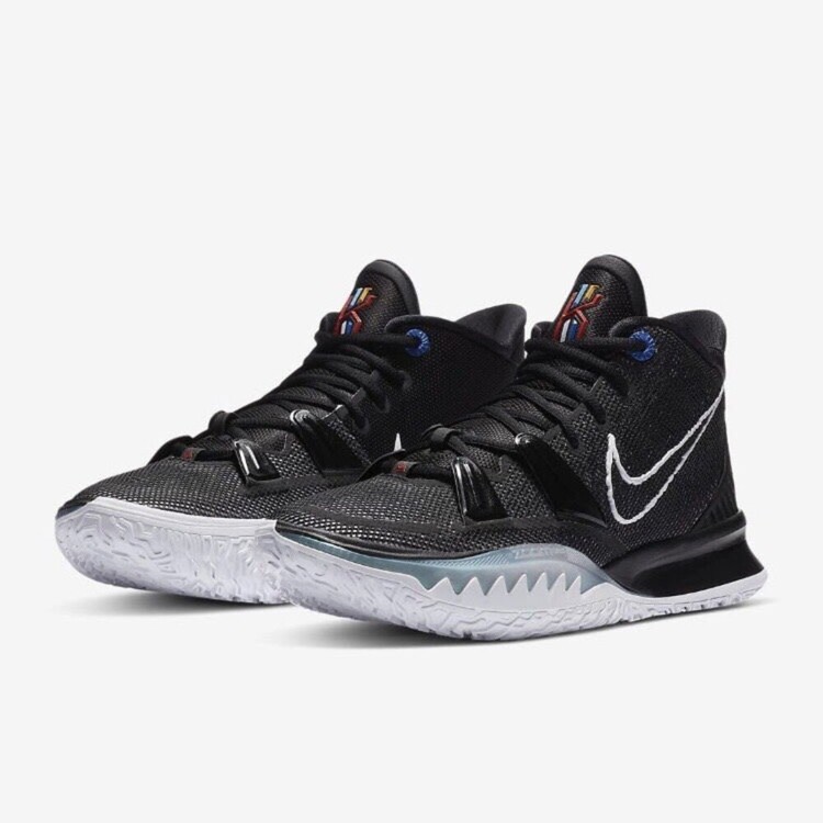 Nike KYRIE 7 IRVING