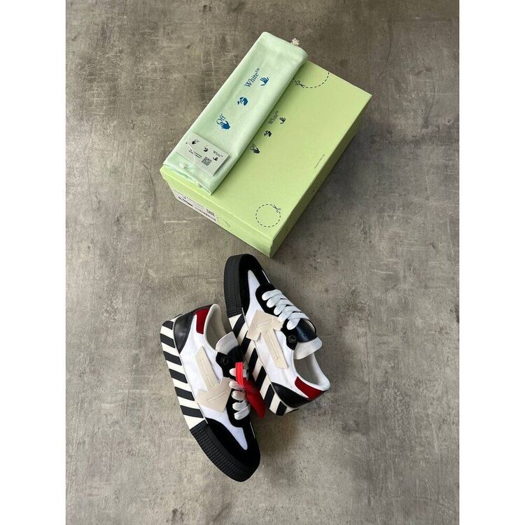 Off White