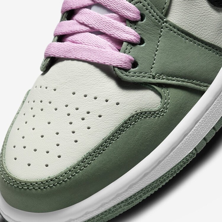 Nike Air Jordan 1 Mid