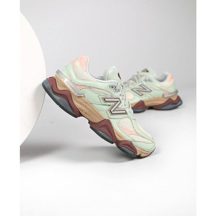 New Balance 9060 Clay Ash