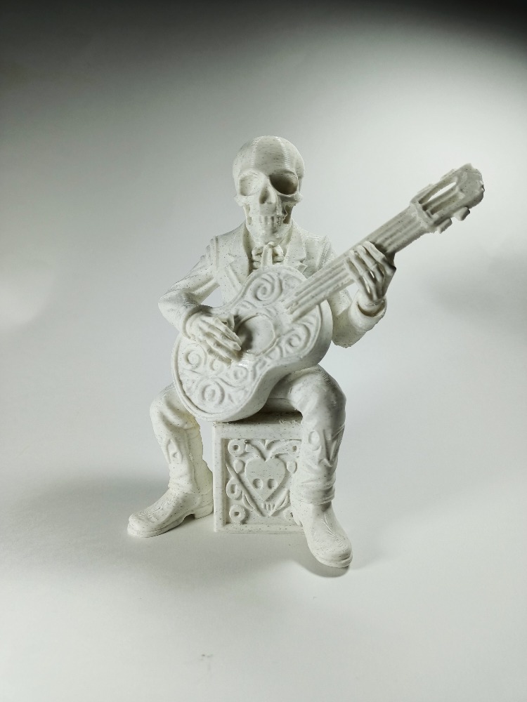 Gitarlı Kuru Kafa 