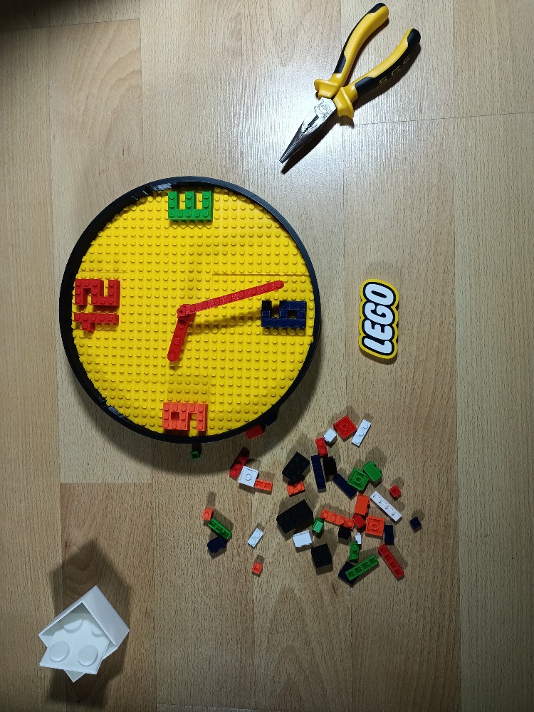 Lego Değiştirilebilir Duvar Saati