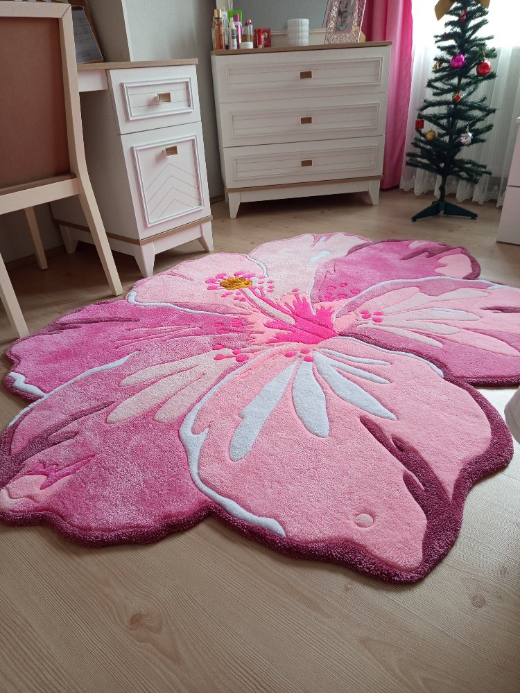 Hibiscus Tufting Halı