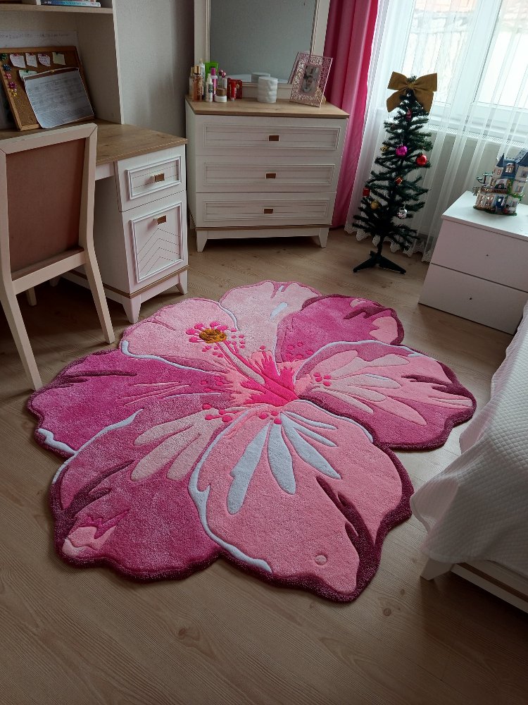 Hibiscus Tufting Halı