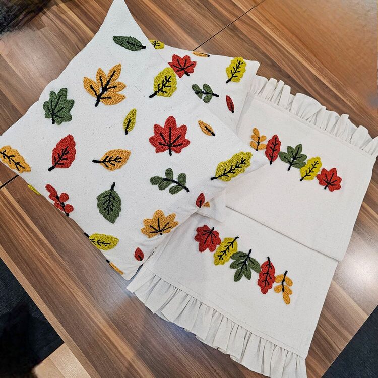 Autumn Punch Runner