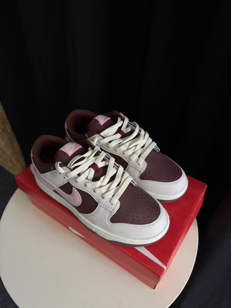 Nike Dunk Low For Valentine’s Day 2023  