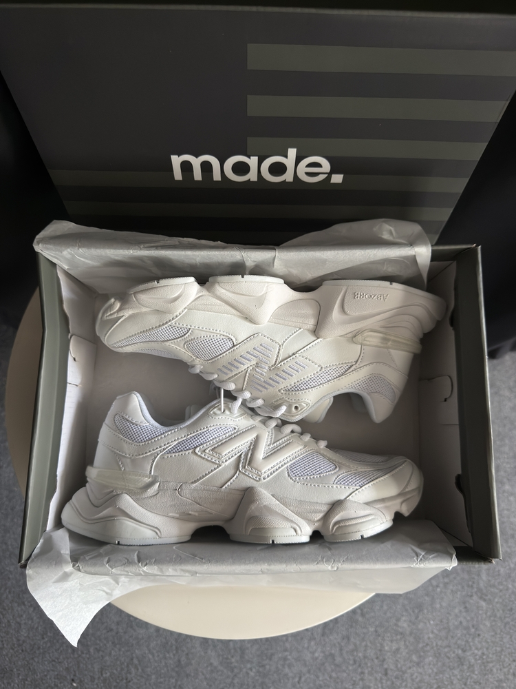 New Balance 9060 Triple White 