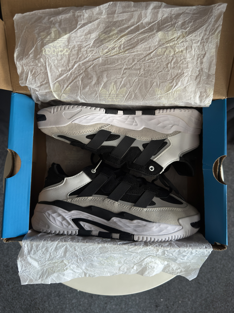Adidas Niteball Black White