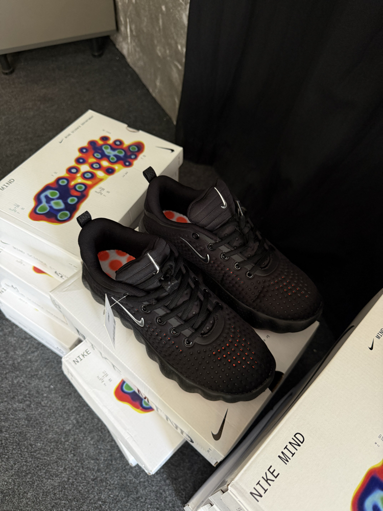 Nike Mind 002 “Black/Hyper Crimson” 