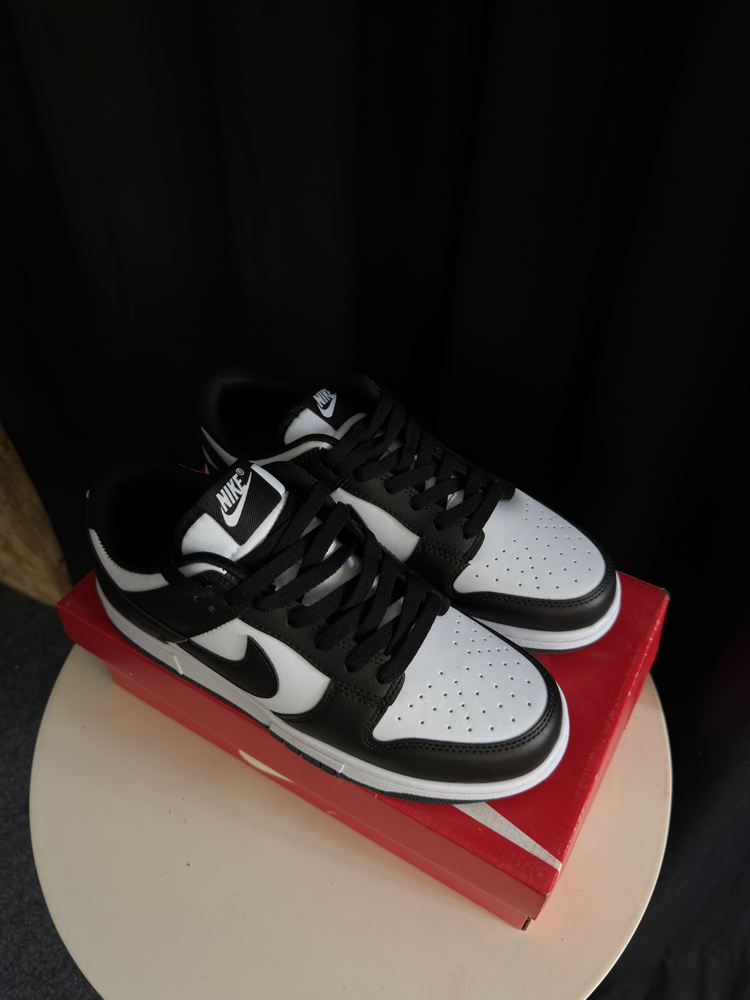 Nike Dunk Low Retro White Black 