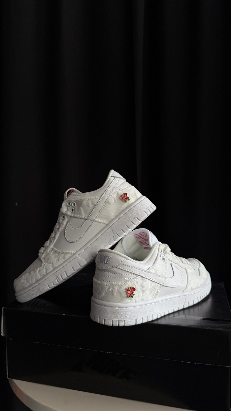 Nike Dunk Low “You Deserve Flowers” 