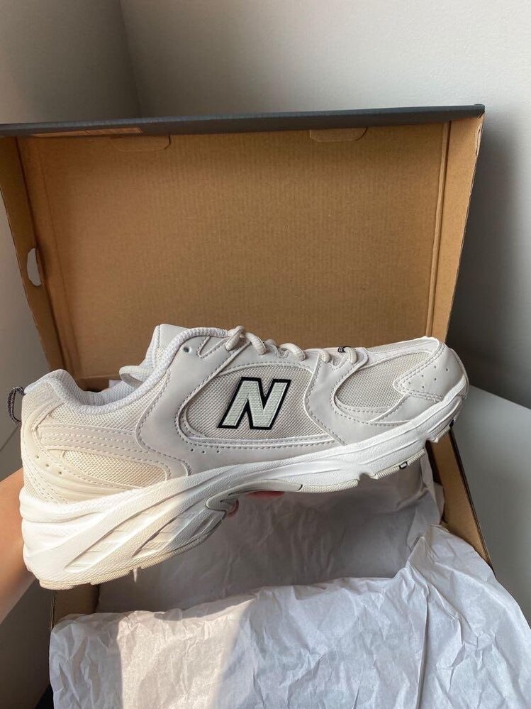 New Balance 530 Ivory Beige
