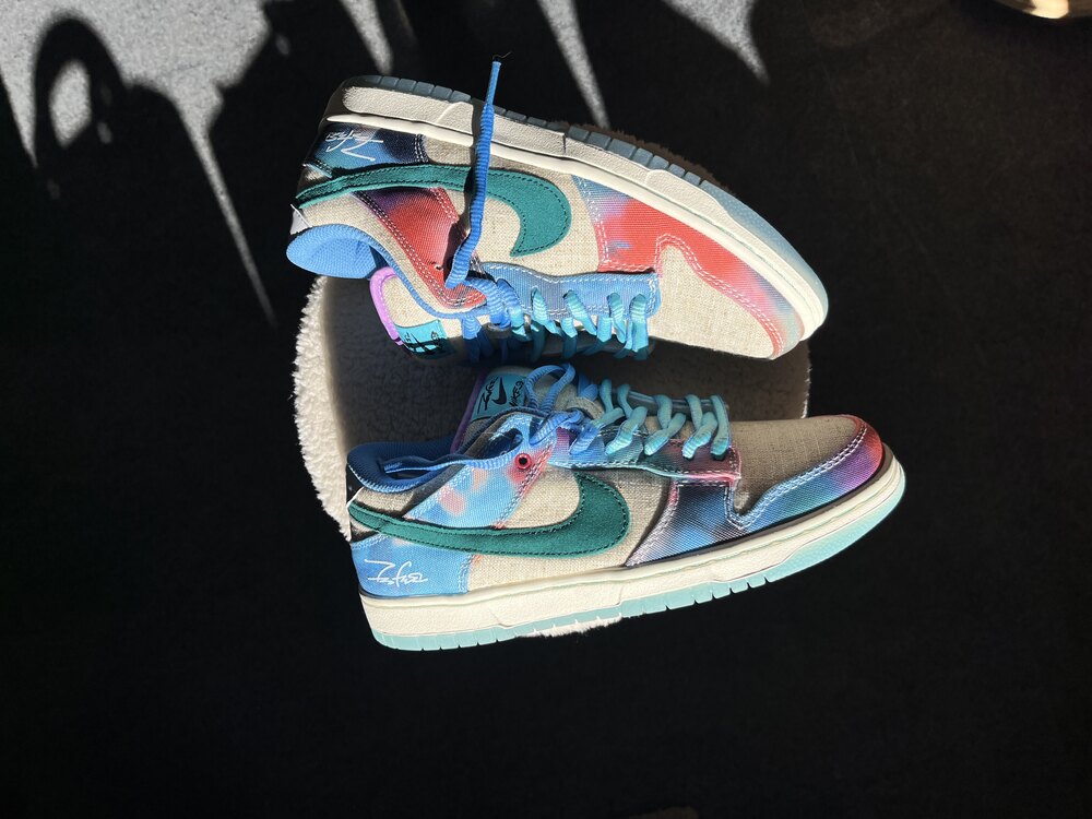 Nike SB Dunk Low Futura Laboratories Bleached Aqua
