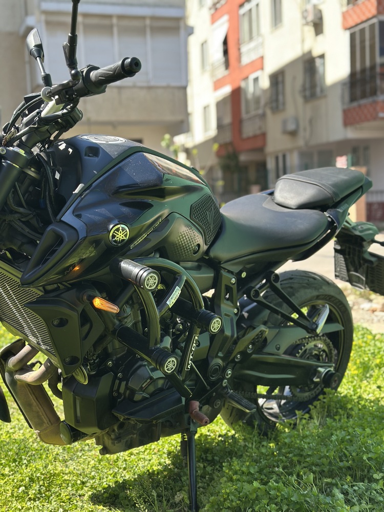 YAMAHA MT07 6LI KORUMA DEMİRİ 2014-2024 SİYAH