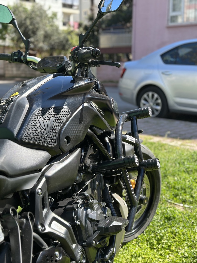 YAMAHA MT07 6LI KORUMA DEMİRİ 2014-2024 SİYAH