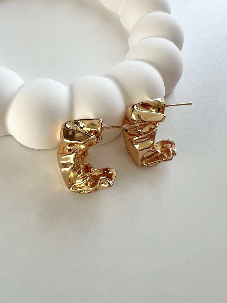 Pinterest küpe gold✨