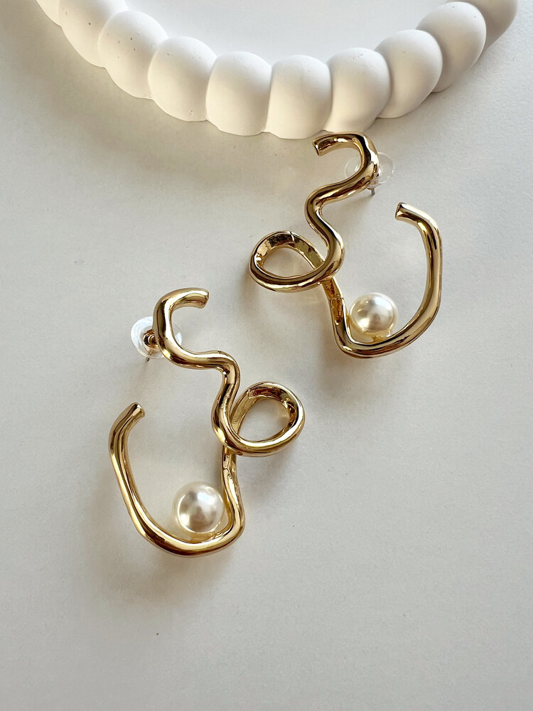 Özel Seri Asimetrik İnci Detaylı Tasarım küpe✨