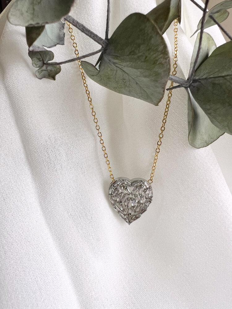 Gold zincirli silver gömme taşlı kolye✨