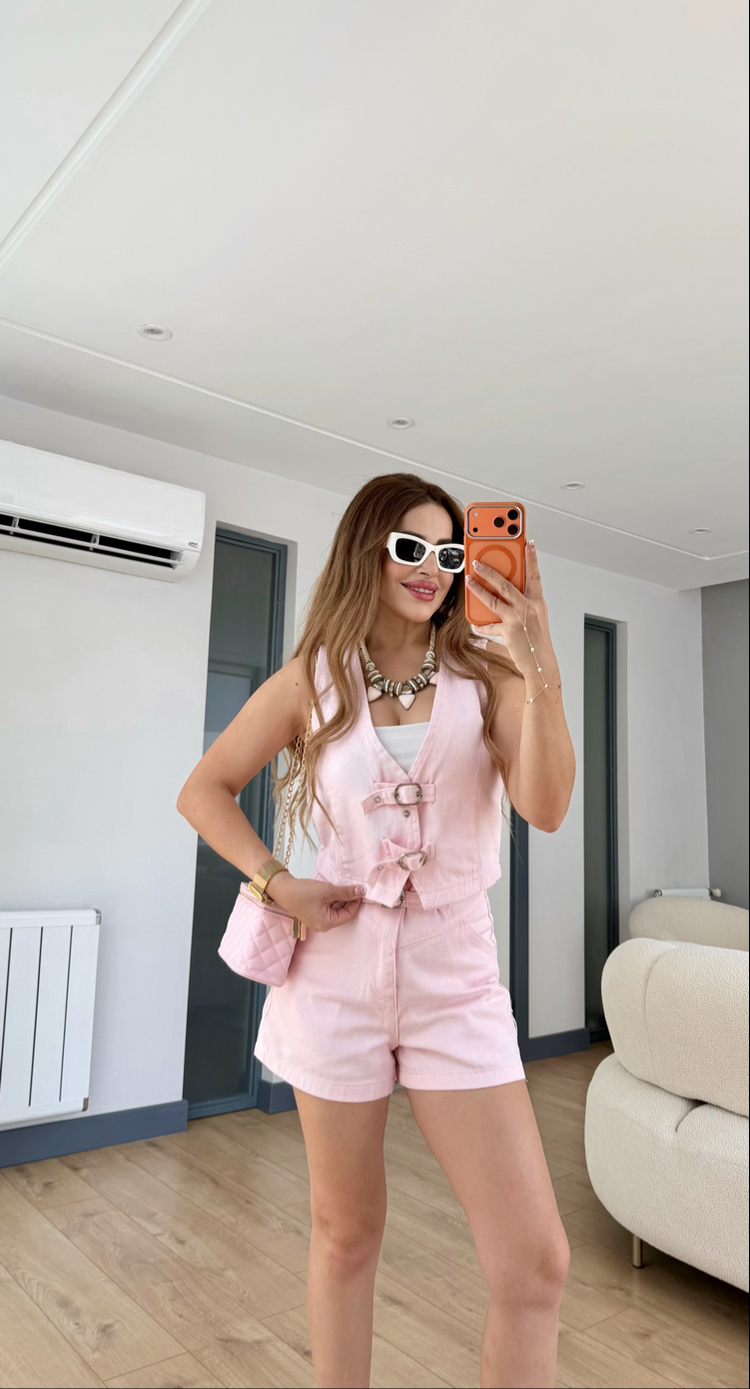 Şortlu takım