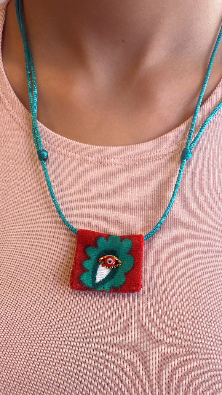 Muska kolye göz