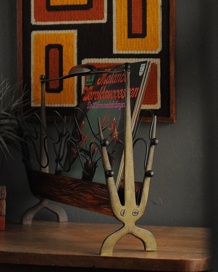 Mid Century Gazetelik