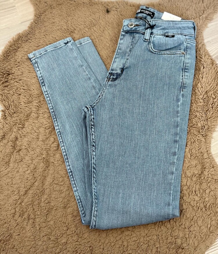 EKSTRA YÜKSEK BEL FULL LİKRA KAR YIKAMA JEANS
