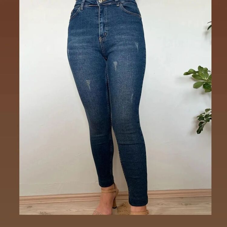 TOPARLAYICI EKSTRA YÜKSEK BEL JEANS