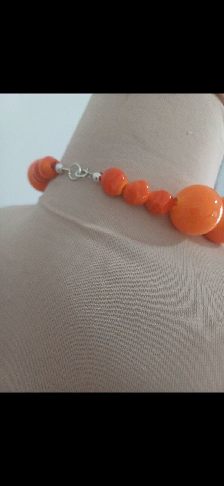 Orange kolye