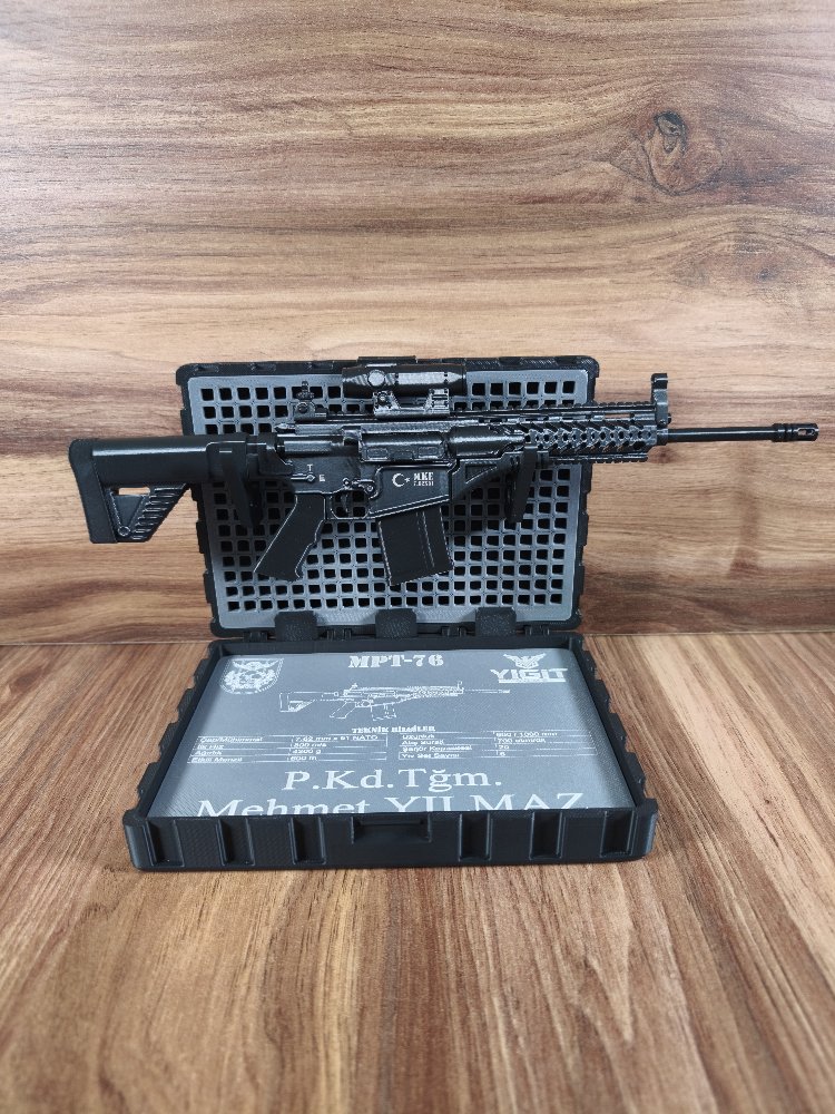 MPT 76 Maketi (30cm)