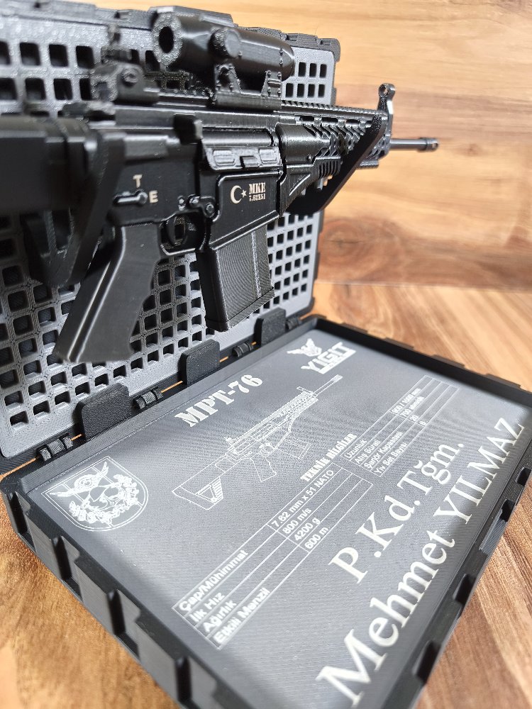MPT 76 Maketi (30cm)