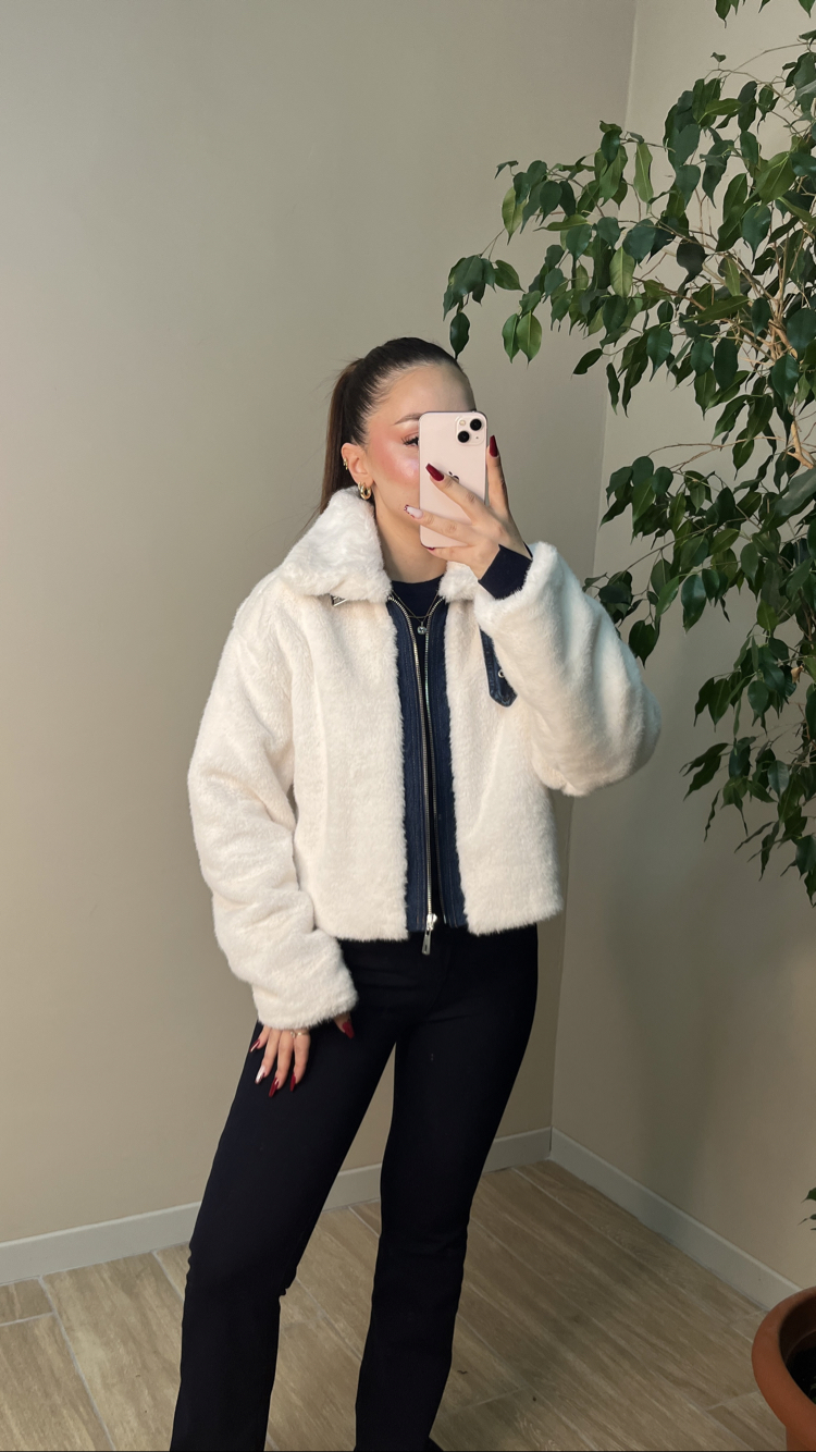 Krem Yumoş Jean Detaylı Mont