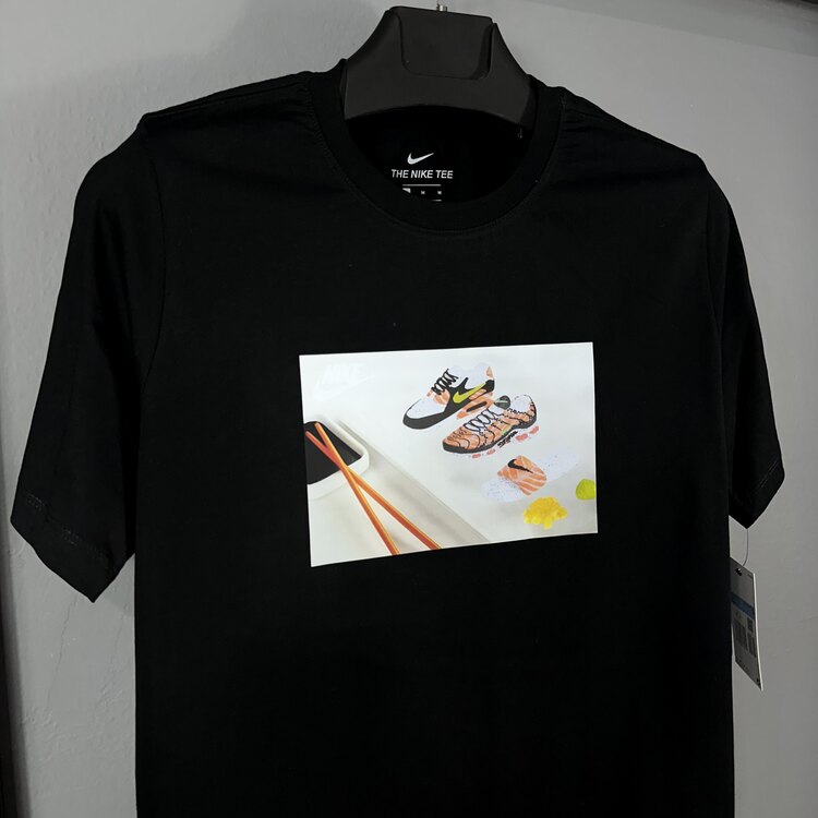 Nike Sportwear Food Shoeshi Tshirt [DD1326-010]