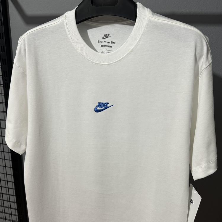 Nike Sportswear Club Wide Cut Tshirt [FJ0560-133]