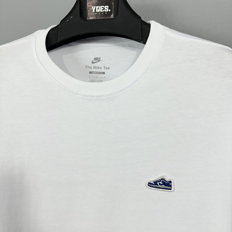 Nike Sportwear Max90 Patch Tshirt [FV3751-100]