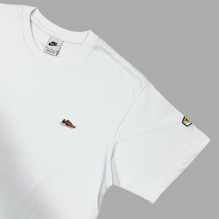 Nike Patch Air Max Tshirt [HJ8169-100]