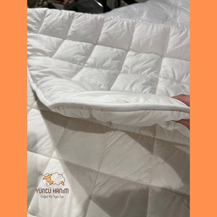 Kuzu Yünü Yorgan Tek Kişilik 155x215 cm   2,5 kg Merinos Kuzu Yünü