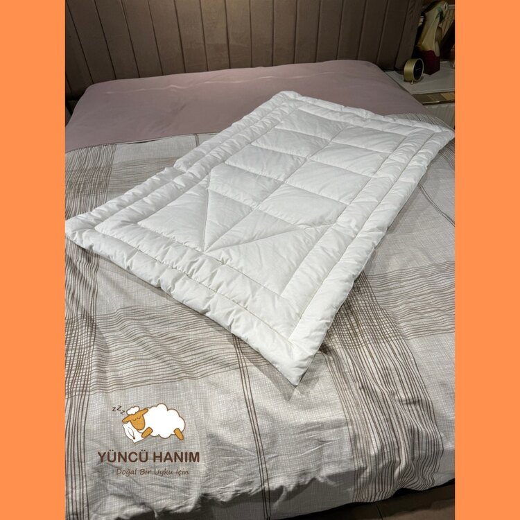 Merinos Kuzu Yünü Seccade 70x110 cm