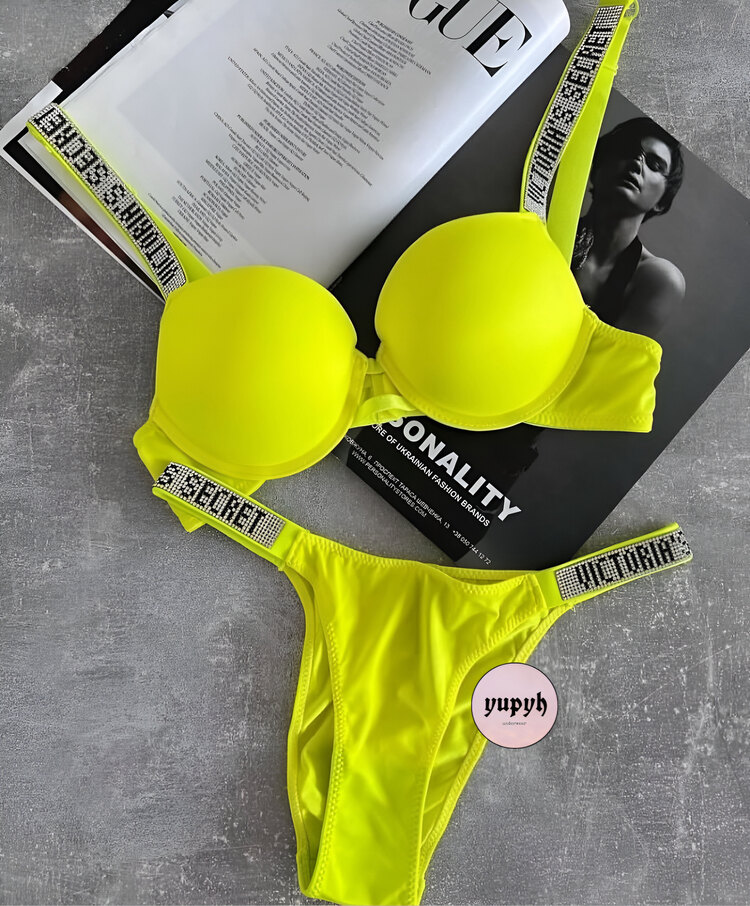 Victoria’s Secret Sarı Destekli Very Sexy Shine Takım