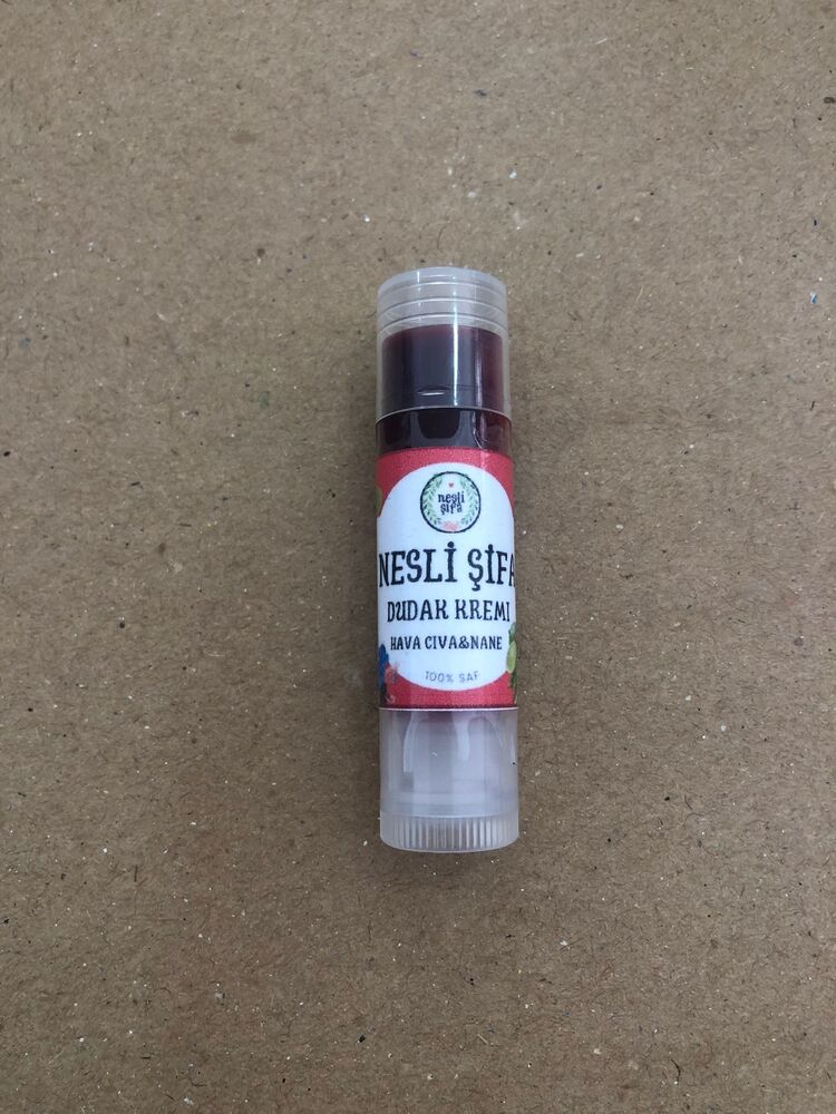 Doğal Renkli Dudak Kremi