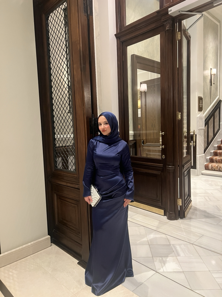 Swan Dress Lacivert Rengi