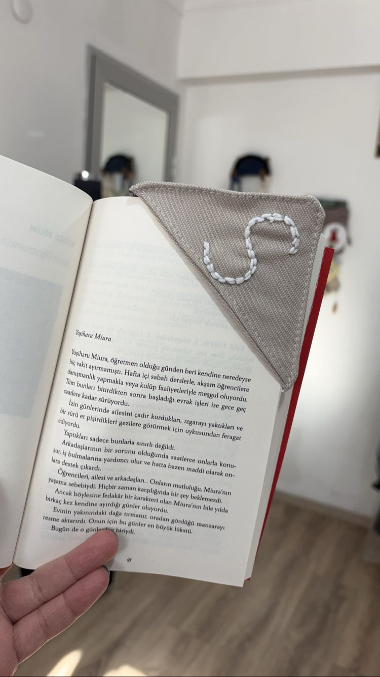 Harf İşlemeli Kitap Ayracı