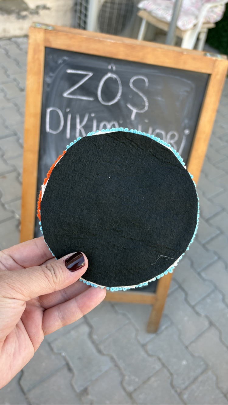 El Yapımı Punch Nakış Bardak Altlığı – Balık Desenli