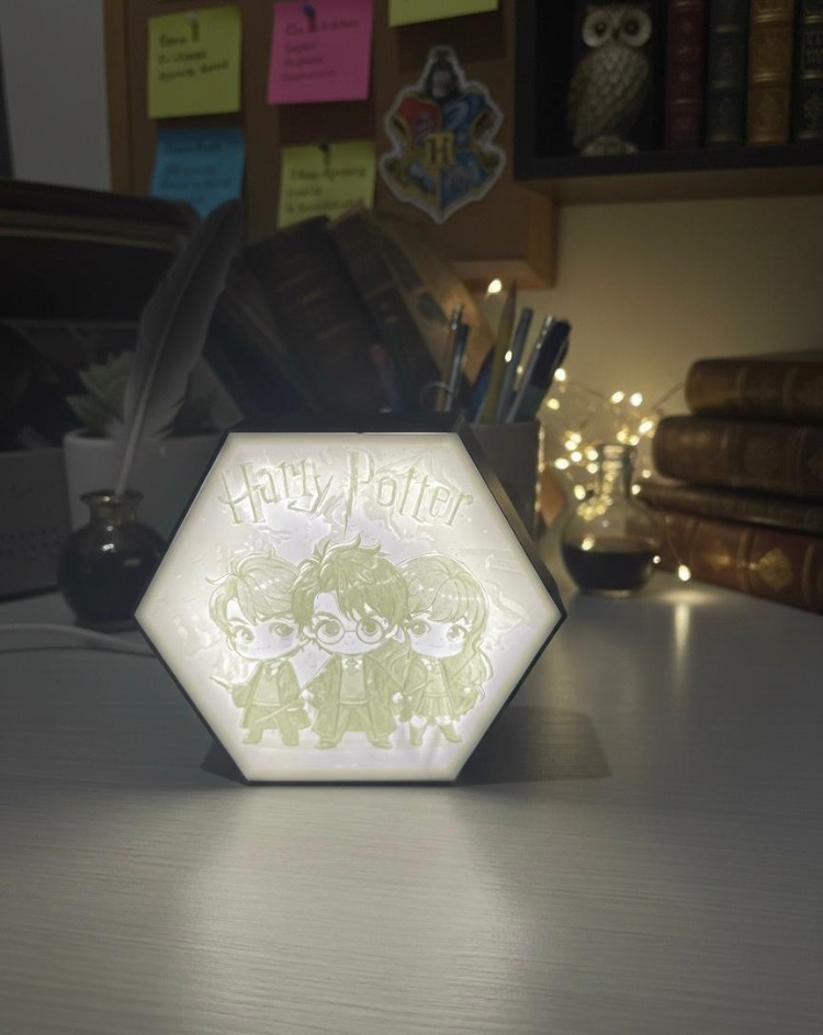 Harry Potter Temalı Altıgen Gece Lambası - Işıklı Masaüstü Pano