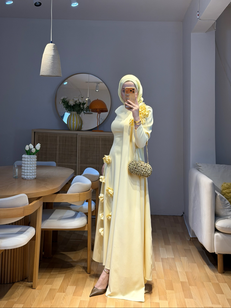 Alina Sarı Güllü Elbise