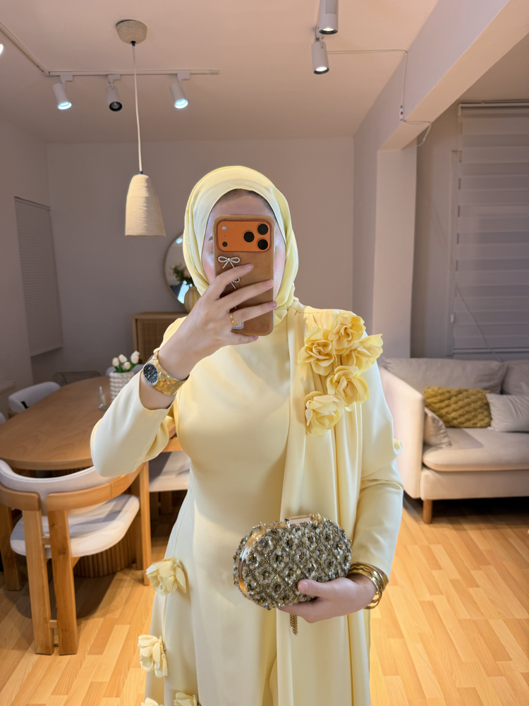 Alina Sarı Güllü Elbise