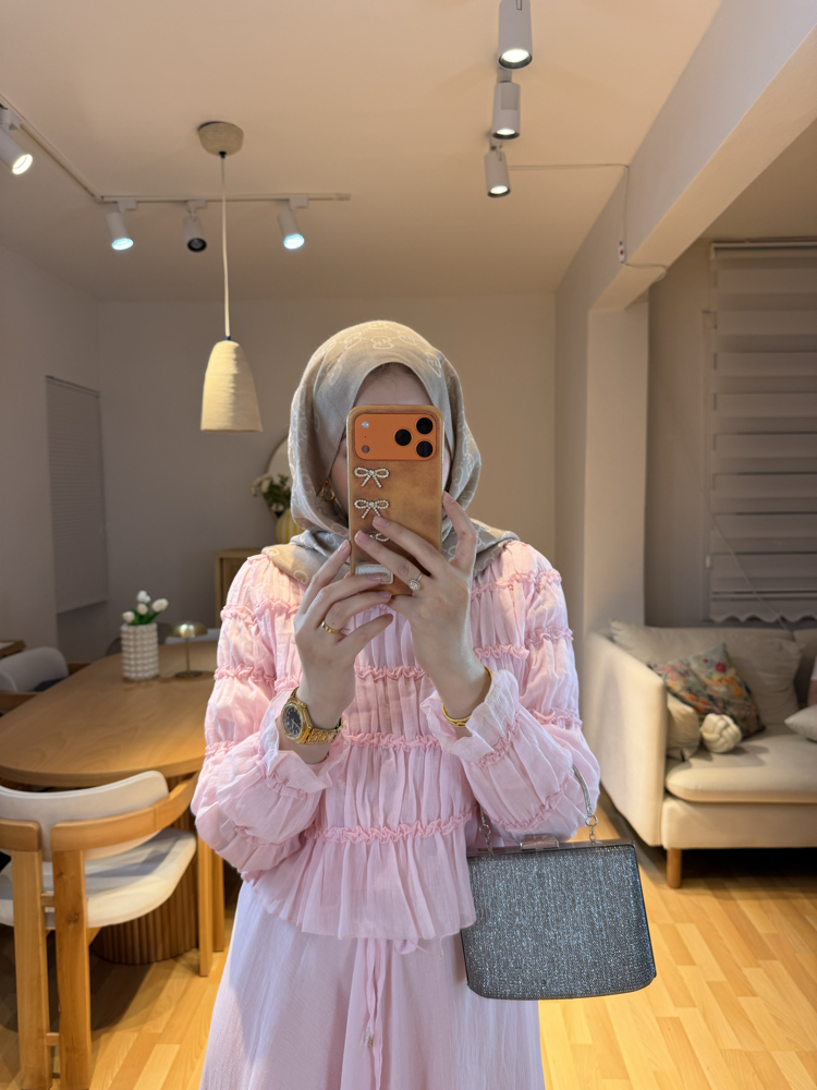 Riva Pembe Takım