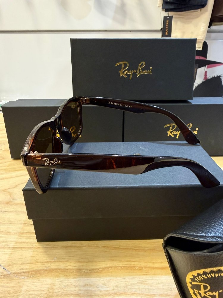 Ray-Ban Wayfarer Güneş Gözlüğü

