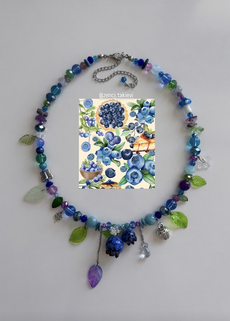 Blueberry Drop Choker
