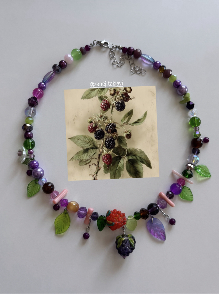 Böğürtlen Cam Choker